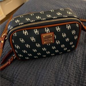 Dooney and Bourke camera bag from the Gretta collection